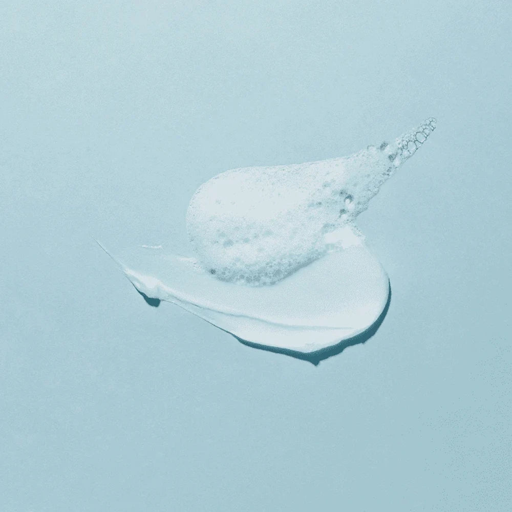 DIVE-IN Low Molecular Hyaluronic Acid Cleansing Foam